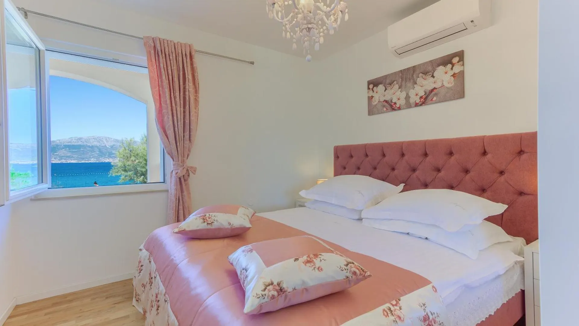 Villa Arijana -More Slatine Apartment