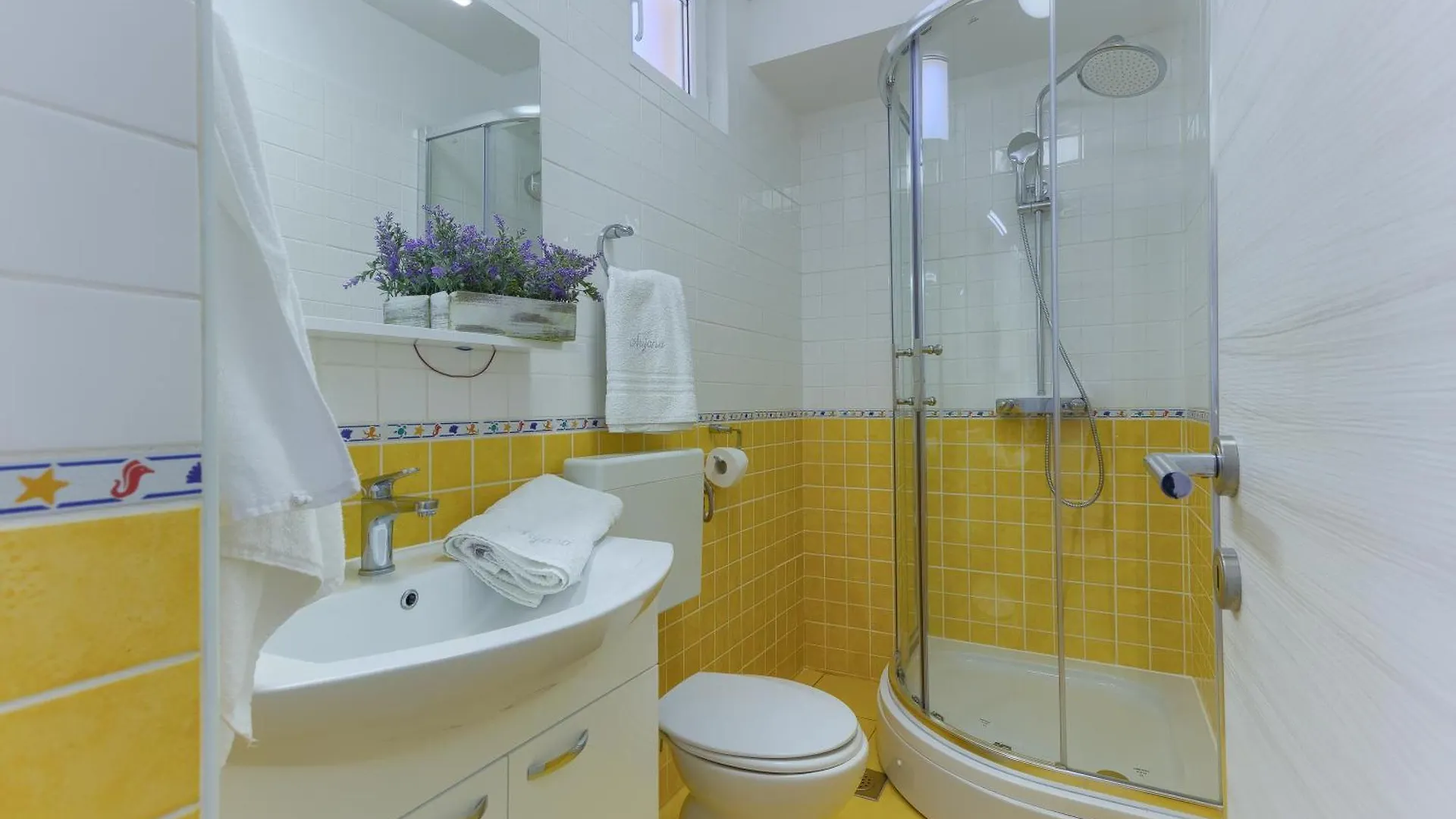 Villa Arijana -More Slatine Apartament